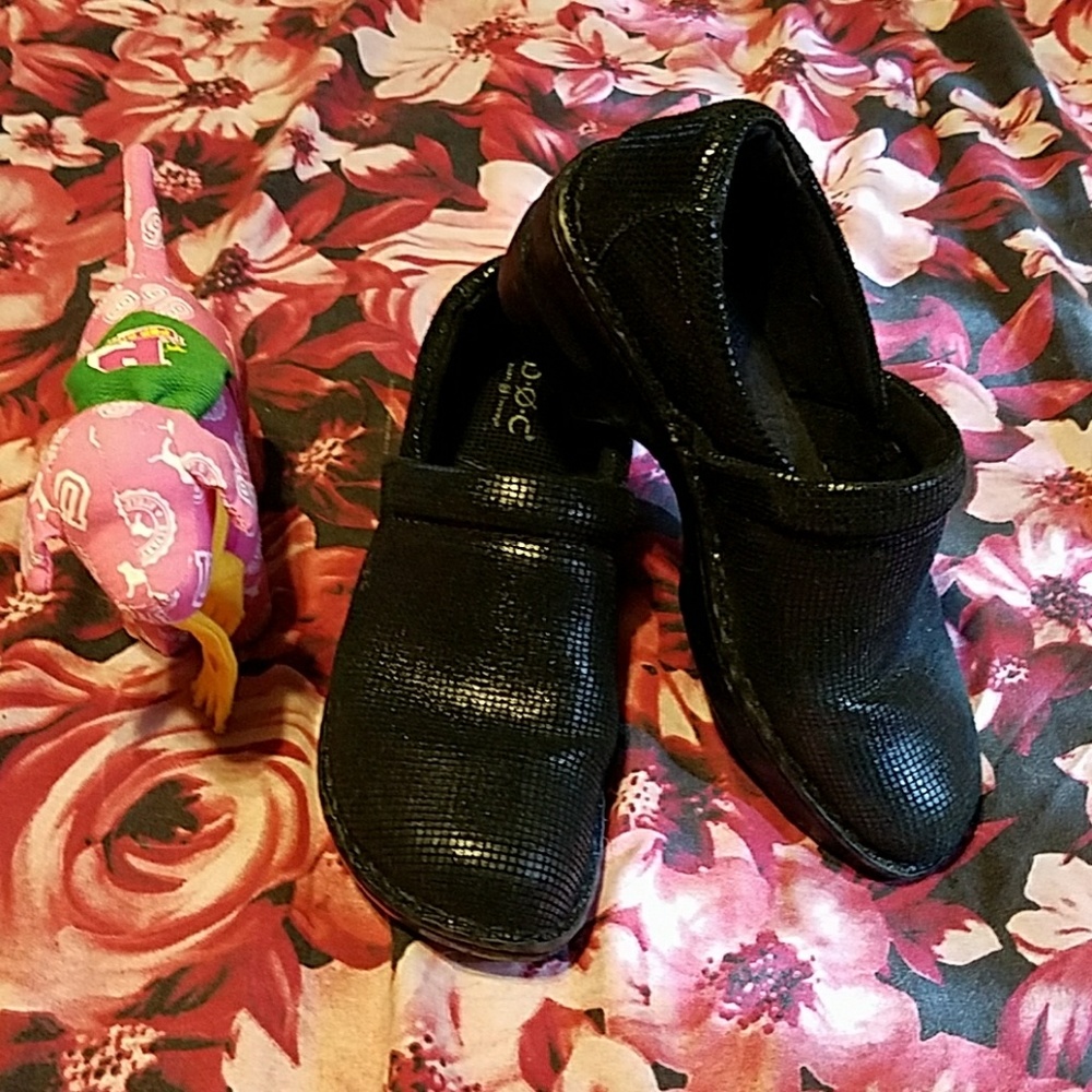 Clogs